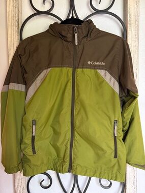 Columbia Kids Lightweight Windbreaker/ Rain Jacket | Green & Brown | 10/12